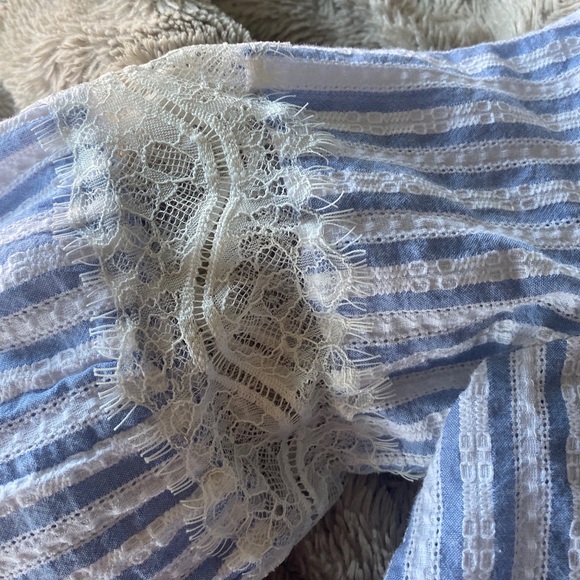 BCBG blouse - Picture 4 of 5